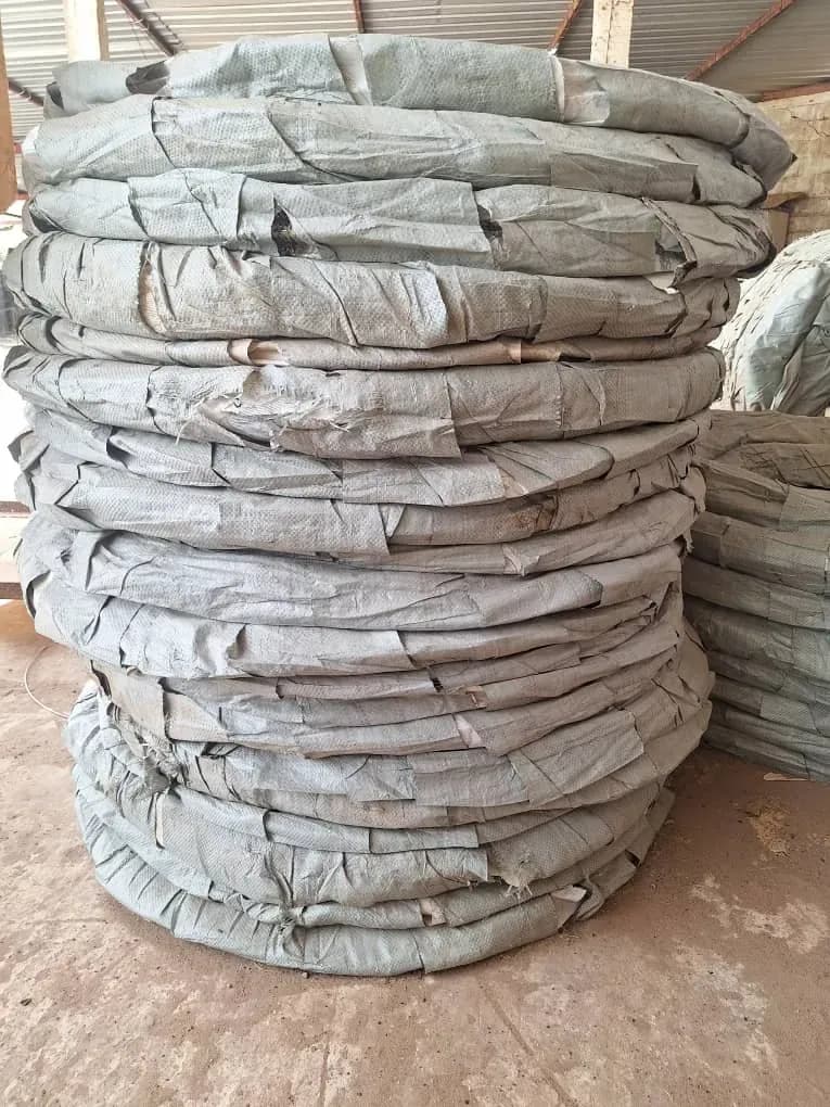 Chantier de fil barbelé à Dakar, photo 9 sur 11