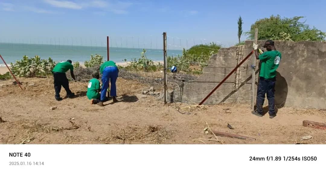 Chantier de clôture à Pointe Sarène, photo 9 sur 9