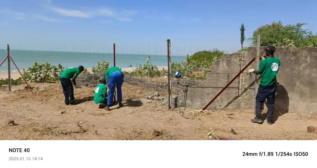 Chantier de clôture à Pointe Sarène, photo 6 sur 9